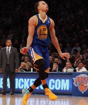 nba球星庆祝动作大盘点:詹姆斯霸王步,库里跳舞