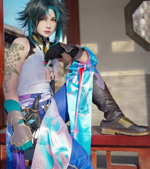 没想到,明明角色是个孩子,cos他的十个里面倒有九个是女生,难道男生