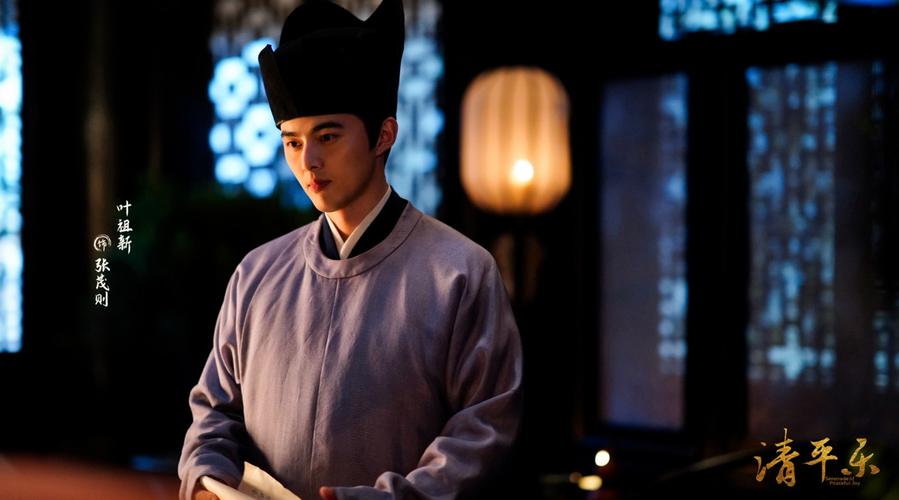 叶祖新演过很多嬉闹的角色演茂则终于骗过了观众