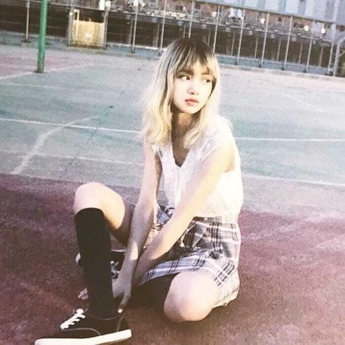 有没有lisa的适合当头像的照片?