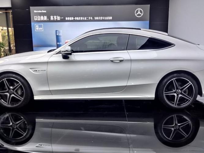 奔驰c200轿跑