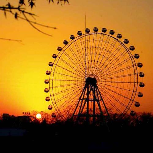 武威市人民政府 景区景点 武威"天马之眼"摩天轮