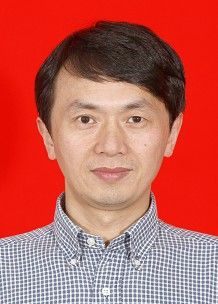> 张海龙