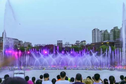 回归哈尔滨群力音乐喷泉进入67试喷阶段