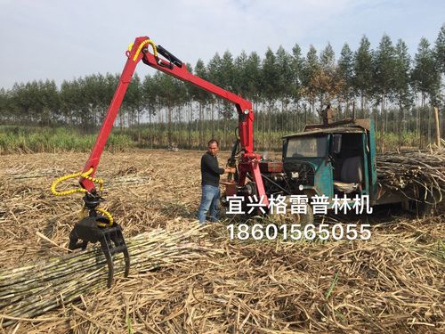 吊臂式360度旋转甘蔗抓机,可以装配在拖拉机,三轮车等小型车辆上使用