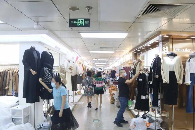 国庆假期,虎门服装迎来销售高峰!