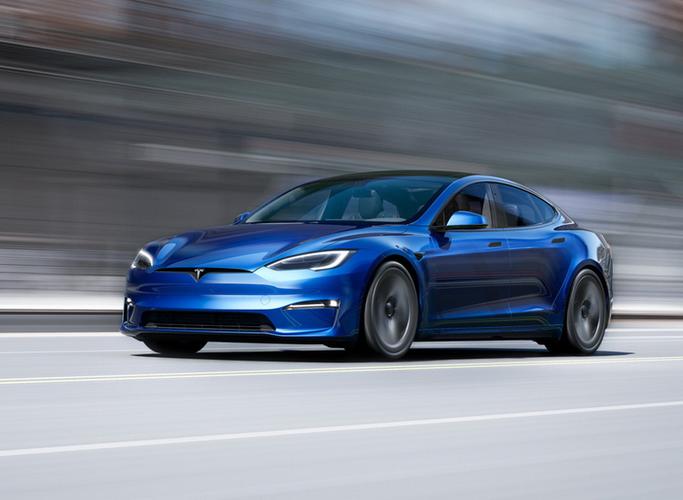 特斯拉model s plaid 版蓝色