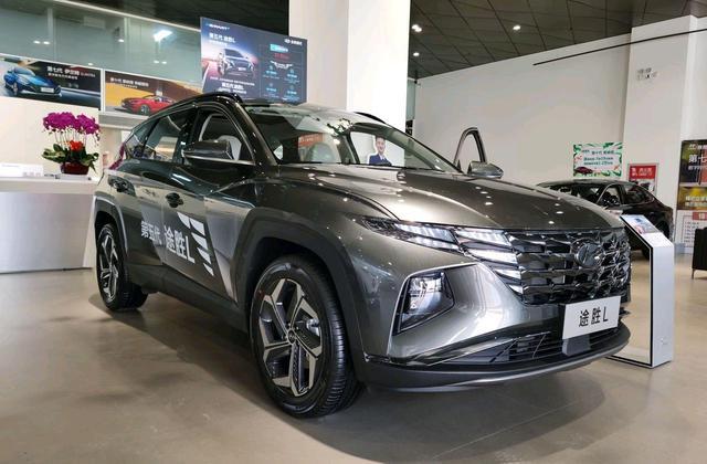 现代suv的"诚意之作",空间不逊途观,落地16万,新途胜l