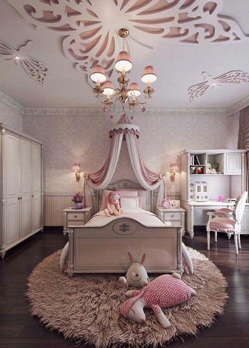 给自己布置的公主房 反正我有一颗少女心