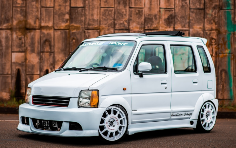 再次现身新车申报目录 铃木北斗星还有多少剩余价值?-新浪汽车