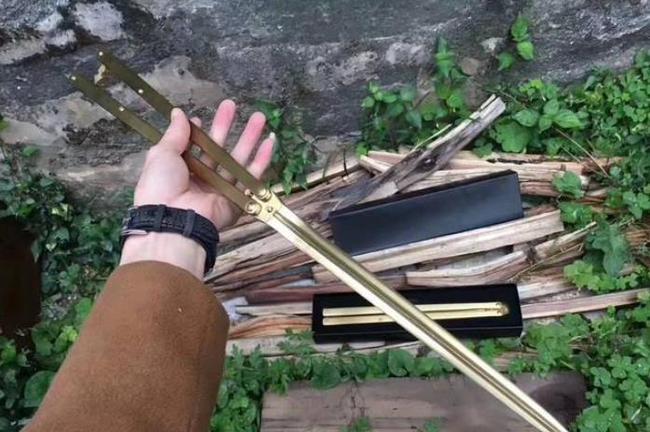 国产"三棱刺刀"曾风靡一时,为何对越作战之后,就销声匿迹了?