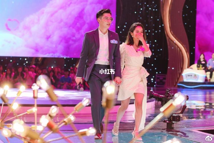 新相亲大会李珊牵手啦