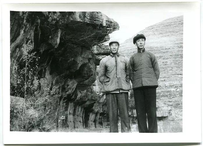 那一年,徐光耀十八岁,识字不多,家信还写不大通,更别提写小说了.