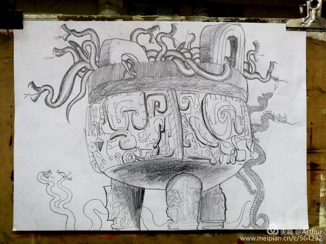 魏嘉轩对于奇异的生物总是充满无限的探索欲,画司母戊大鼎,也是要让