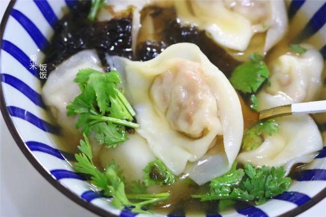 自制牛肉馄饨,皮薄馅大,鲜嫩多汁,早餐吃它能量满满
