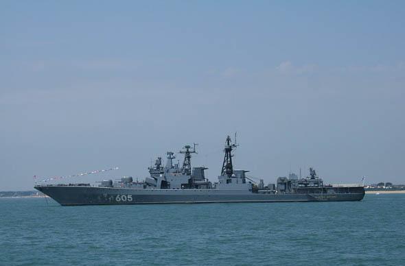 俄顶级反潜专用驱逐舰无畏级驱逐舰到底有何先进之处