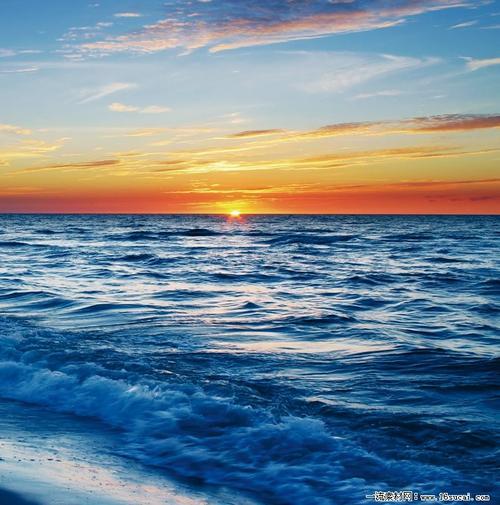 海上日出的简笔画