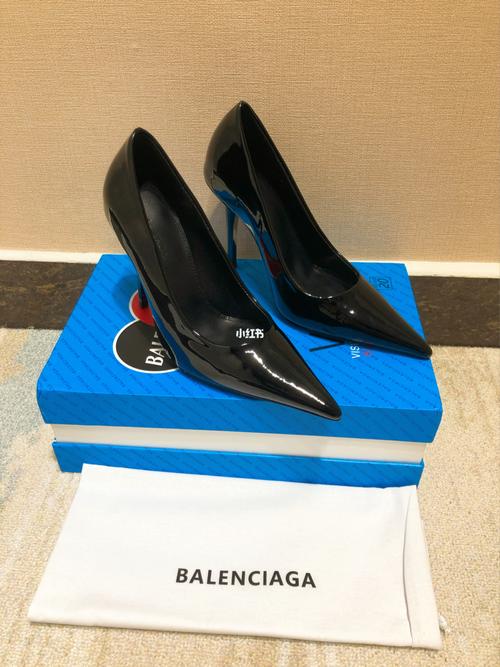 巴黎世家新款高跟鞋_高跟鞋_巴黎世家怎么样_时尚_鞋靴