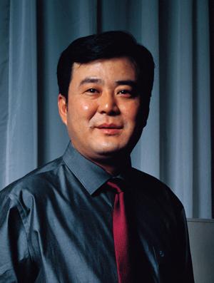 新浪2011教育盛典张世杰简介