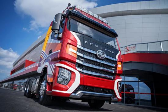 人类高质量重卡——红岩杰狮h6牵引车