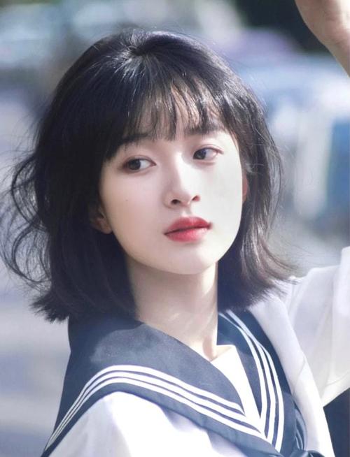 圆脸更合适短发4个要点让你减龄又显瘦还有少女的元气氛围感