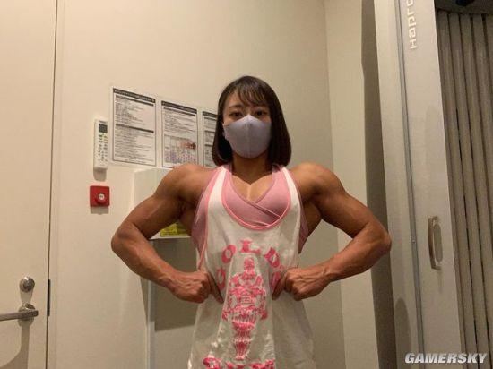 萌妹颜值坚实肌肉日本27岁健身美女走红