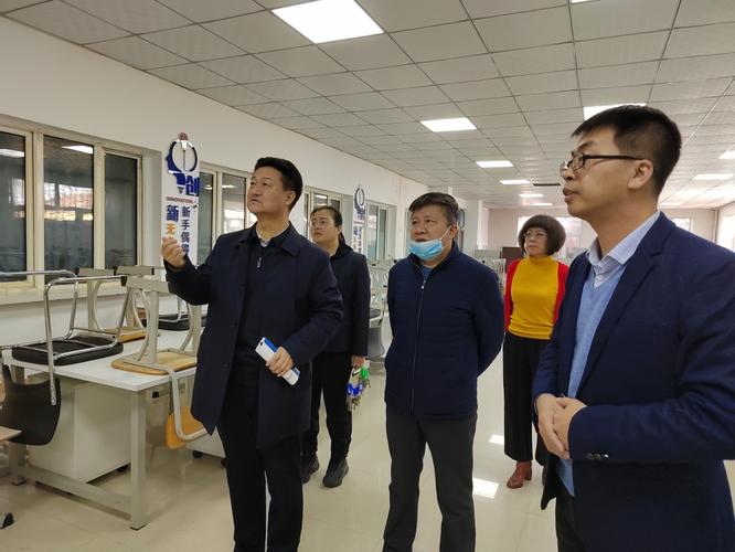 黑龙江工业学院校长赵培举深入各学院走访调研|黑龙江