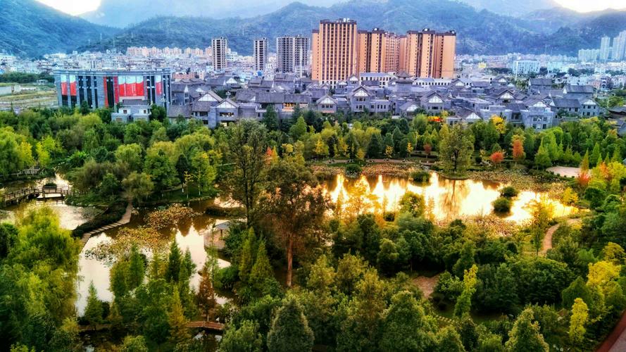 云南富民县的美秋!