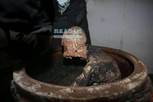 坐缸肉身不腐的真相是什么?普通人可以坐缸吗?