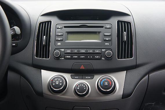 2011款悦动1.6l自动舒适型