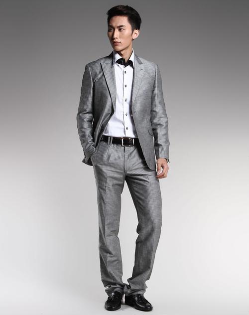 灰/白色时尚条纹长袖西装