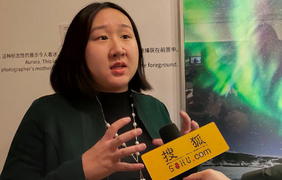 《俯仰之间》王天虹,张敬宜摄影展开幕