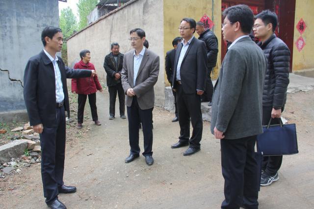 滕州市滨湖镇开展脱贫攻坚解剖"麻雀"活动