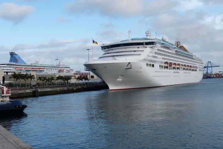 【轮船图片】豪华游轮图片高清 远洋货轮图片 大型货轮图片大全