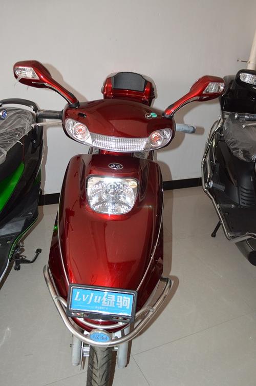 绿驹电动车 电动自行车 红色