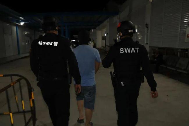 抓捕视频曝光三亚杨家武涉黑犯罪团伙覆灭涉案估值约10亿余元