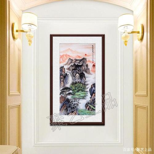 进门玄关对面墙挂什么画好 刘辉国画山水《紫气东来》