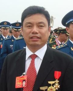 江南控股集团董事长 黄作兴