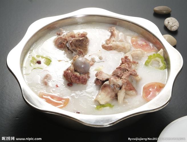 骨汤火锅图片