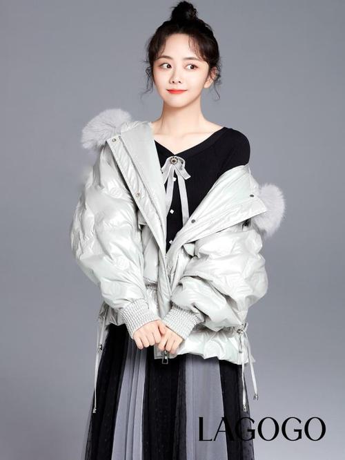 谭松韵秋冬穿搭,甜美可爱,太治愈了