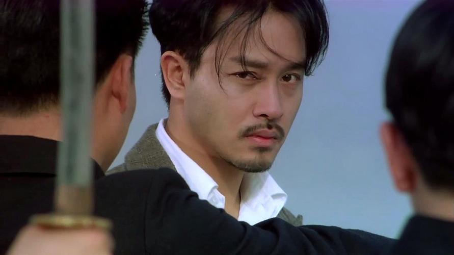 《新上海滩》精彩片段速看,张国荣刘德华演绎上海滩