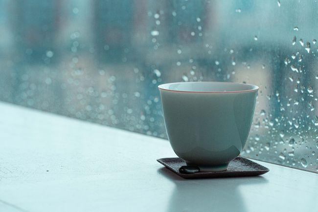 小喜年为什么下雨天喝茶感觉没有晴天喝茶香
