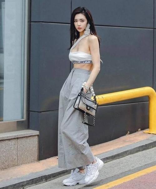 "韩国第一好身材"!拥有天使脸蛋魔鬼身材的李燕花