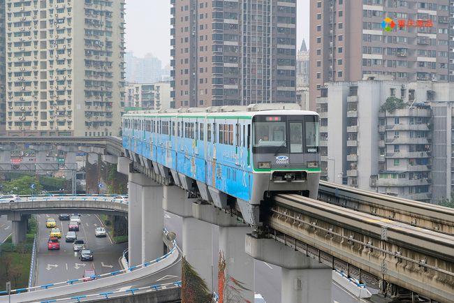 重庆第一条轨道交通却是2号线陪伴重庆人16年成为游客最爱