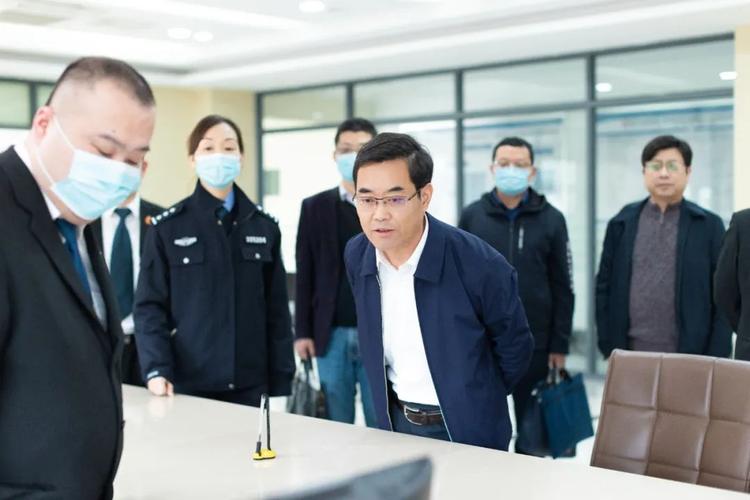 镇江中院党组书记院长刘亚军调研指导润州法院工作