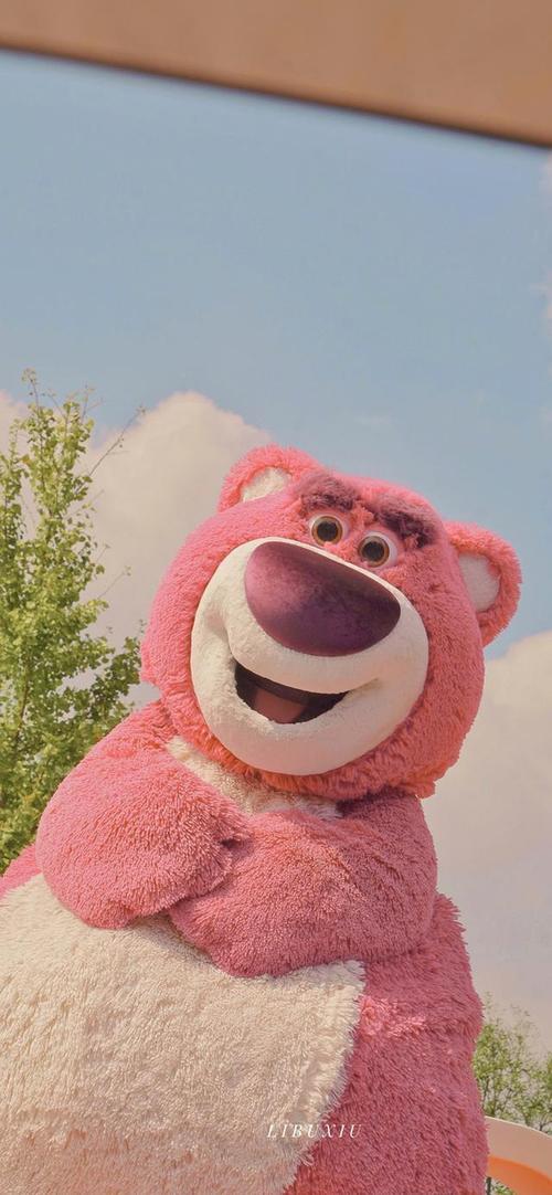 迪士尼草莓熊壁纸