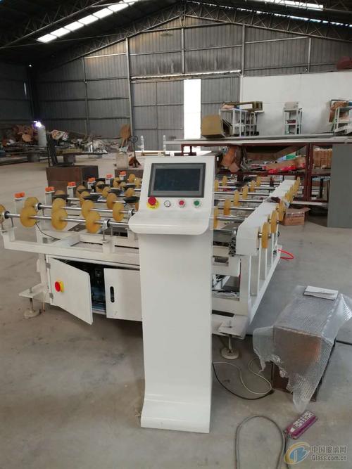 全自动玻璃上下片台-临沂森特机械有限公司