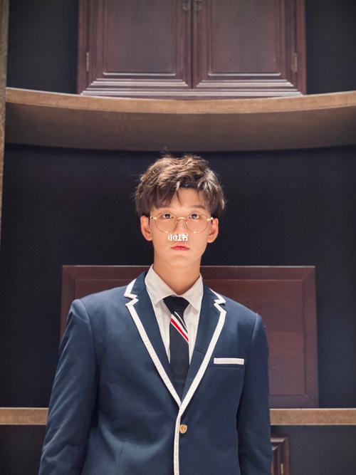 余景天c位出道!_余景天_娱乐_明星娱乐资讯