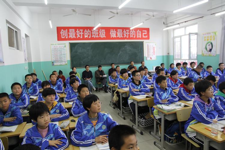 沧州市教科所到民族中学开展教学评估指导