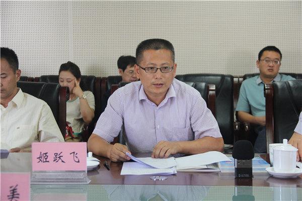 榆林市市委常委,组织部长,宣传部长,市文明委副主任陈宁在汇报中
